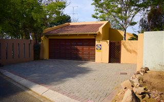 3 Bedroom Cluster in Magaliessig