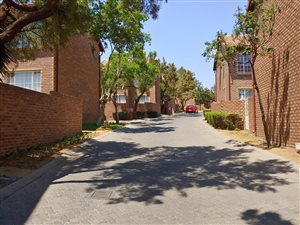 2 Bed Townhouse in The Reeds