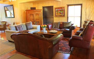 4 Bedroom House in Cola Beach