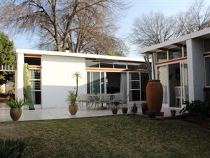 3 Bed House in Montgomery Park
