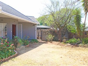 3 Bed House in Brackenhurst