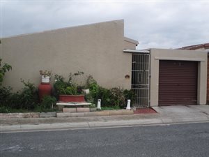 4 Bed House in Westridge