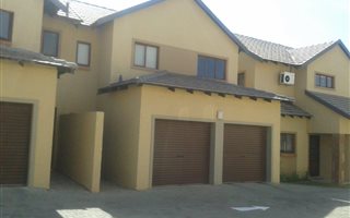 3 Bedroom House in Summerset
