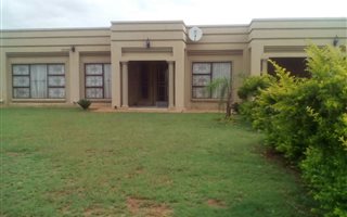 4 Bedroom House in Hammanskraal
