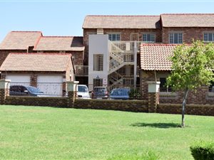 3 Bed House in Eco Park