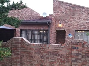 3 Bed House in Morelig