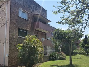 3 Bed Flat in Pelham