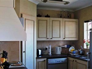2 Bed Townhouse in Meyerspark