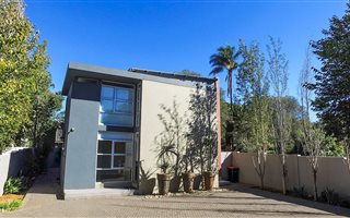 3 Bedroom Duet in Waverley