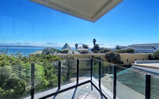 3 Bedroom Apartment in Mossel Bay Central