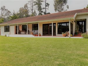 3 Bedroom House in Hunters Home