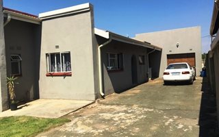 2 Bedroom House in Diepkloof