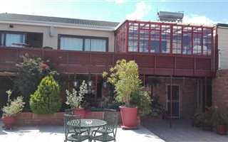 6 Bedroom House in Colchester