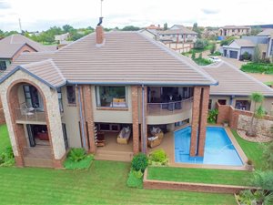 4 Bed House in Clubville