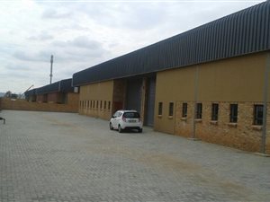1650 m² Industrial space in Willow Park Manor