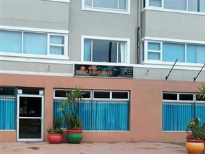 28 m² Retail Space in Chasedene