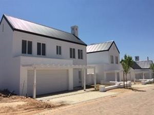 4 Bed House in Koelenhof