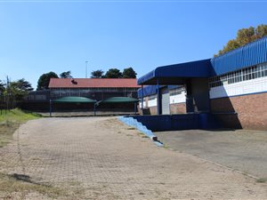 1099 m² Industrial space in Wilbart