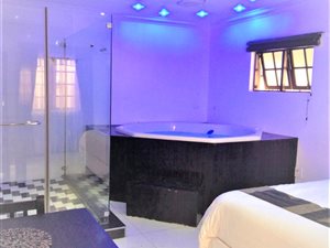727 m² Hotel in Briardene