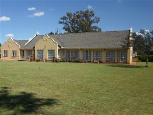 1 m² Farm in Mohlakeng