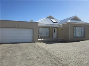 3 Bed House in Oudtshoorn