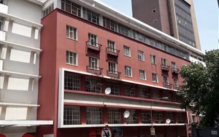 Bachelor apartment in Braamfontein