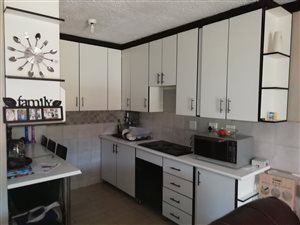 2 Bed Apartment in Dorandia