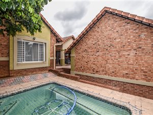 3 Bed House in Sonheuwel