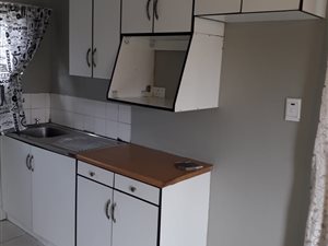 2 Bed House in Aquadene
