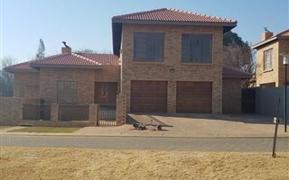 4 Bedroom House in Erasmus