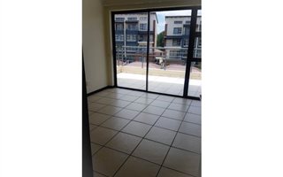 2 Bedroom Flat in Greenstone Gate