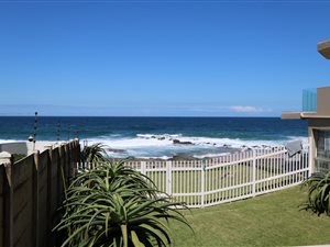 1 Bedroom Apartment in Compensation Beach