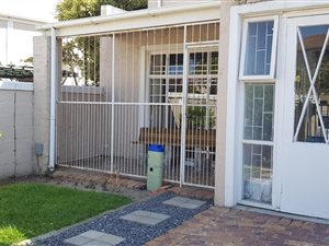 3 Bed Townhouse in Strand Central