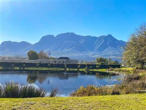 2488 m² Land available in Fancourt