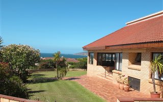 4 Bedroom House in Lower Robberg