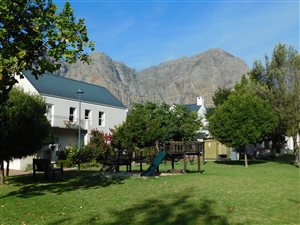 3 Bed House in Kylemore