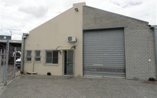 187 m² Commercial space in Airport Industria