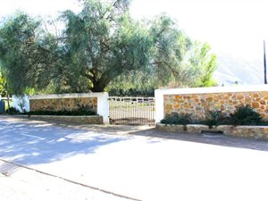 908 m² Land available in Greyton