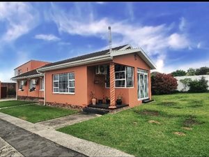 5 Bed House in Saxilby