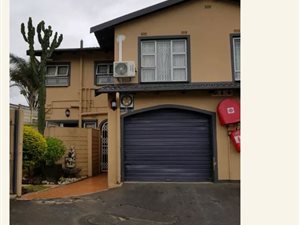 3 Bed House in Effingham