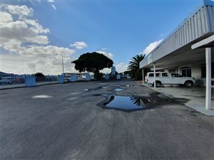 4380 m² Industrial space in Airport Industria