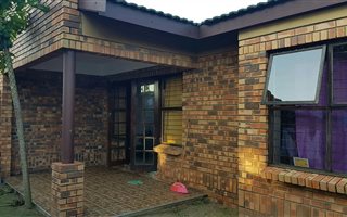 2 Bedroom House in Birdswood