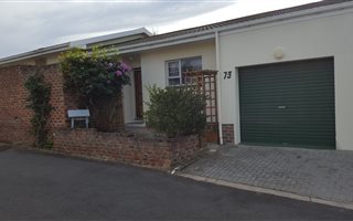 2 Bedroom Townhouse in Gonubie