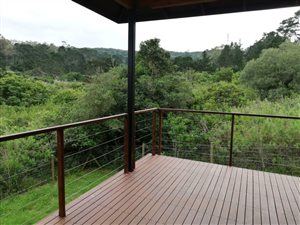 4 Bedroom House in Theescombe
