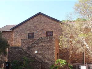 1 Bed Apartment in Wilgeheuwel