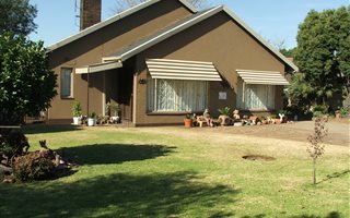3 Bedroom House in Kookrus