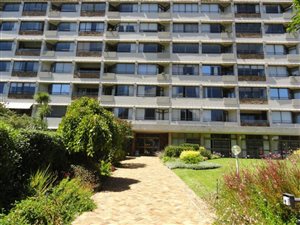 2 Bed Apartment in Rondebosch