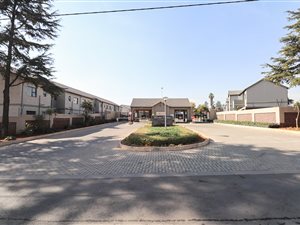 2 Bed Apartment in Cloverdene