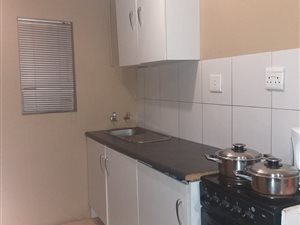 1 Bed Flat in Bramley North