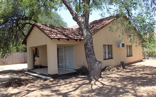 2 Bedroom Apartment in Phalaborwa